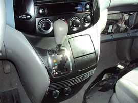 2004 TOYOTA SIENNA, 3.3,AUTO, 4WD, SILVER STK Z14791